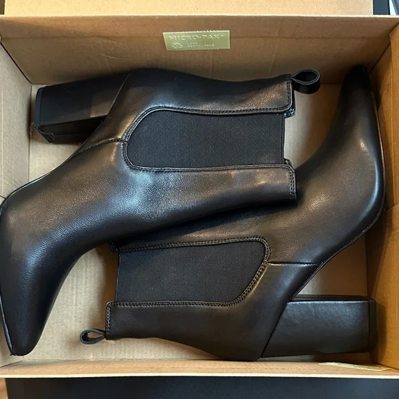 Steve Madden Black Heeled Boots - Picture 1 of 5